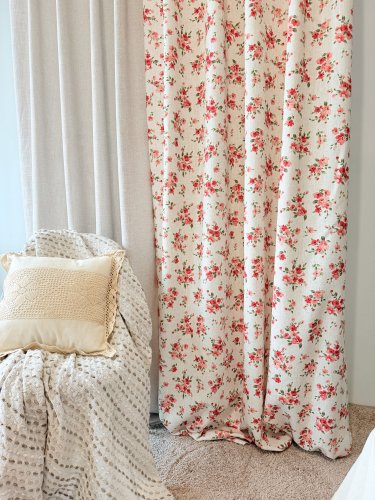 ZASŁONA Z DODATKIEM LNU SZER.150CM KWIATY NA KREMIE 
