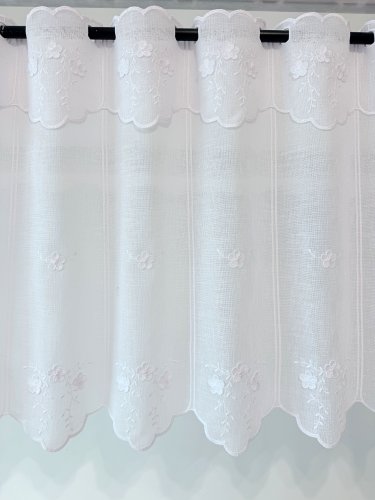ZAZDROSTKA BATYST HAFT MILUNIA 17CM, 40CM, 60CM   (cena 1panel = 16cm )