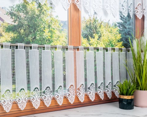 ZAZDROSTKA GIPIURA KORONKA BIEL BATYST 40/70cm (cena za 1panel = 10cm)