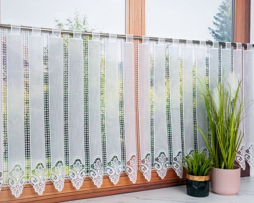 ZAZDROSTKA GIPIURA KORONKA BIEL BATYST 40/70cm (cena za 1panel = 10cm)