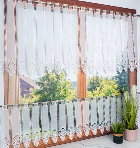 ZAZDROSTKA GIPIURA KORONKA BIEL BATYST 40/70cm (cena za 1panel = 10cm)