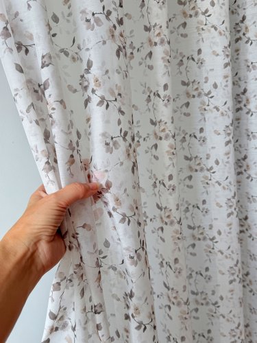 FIRANA ETAMINA BRĄZOWE KWIATY SZER.140CM