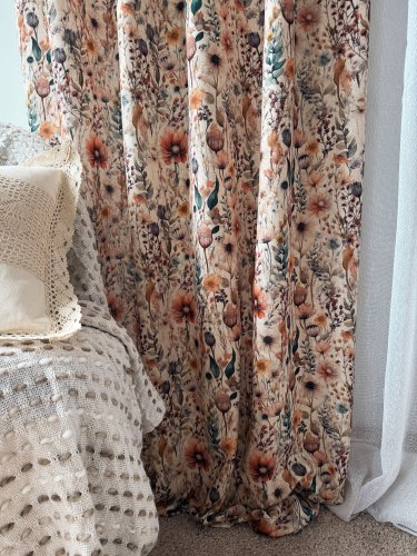 ZASŁONA Z DODATKIEM LNU SZER.150CM ŁĄCZKA KWIATOWA NA KREMIE 