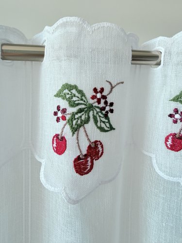 Zazdrostka natural haftowane wiśnie czereśnie 17/40/60  (1panel = 16cm)