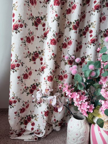 ZASŁONA Z DODATKIEM LNU SZER.150CM RÓŻE CZERWONE 