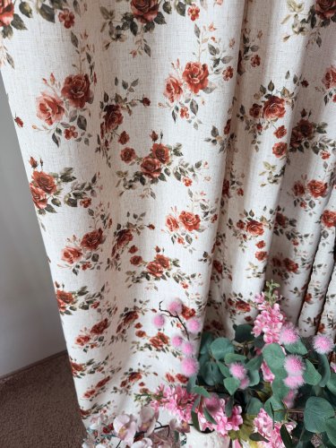 ZASŁONA Z DODATKIEM LNU SZER.150CM RÓŻE HERBACIANE