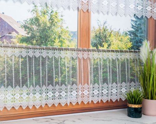 ZAZDROSTKA GIPIURA KORONKA GEO  40/60cm (1panel = 6cm)