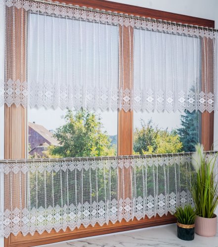 ZAZDROSTKA GIPIURA KORONKA GEO  40/60cm (1panel = 6cm)