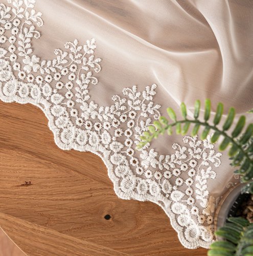 FIRANA HAFTOWANA ECRU NA WOALU DO 280CM