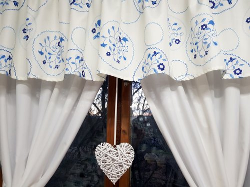 KOMPLET ZASŁONY I LAMBREKIN FOLK SERWETKI