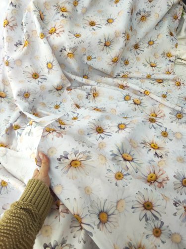 TKANINA PLAMOODPORNA STOKROTKI WIOSNA 150CM 