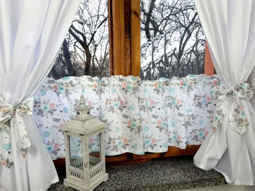 ZAKOSTYL ZAZDROSTKA SHABBY CHIC RÓŻE