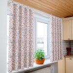 ZASŁONA OXFORD KWIATUSZKI SZER.150cm