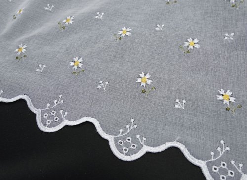 ZAZDROSTKA ETAMINA KWIATUSZKI 40CM/60CM  (cena za 0,50mb)